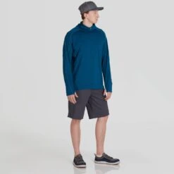 NRS Men's Silkweight Varial Hoodie 26 NRS Men's Silkweight Varial Hoodie -Outdoor Sports 10008 04 Poseidon Model Front 092121 1000x1000