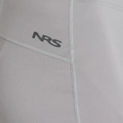 NRS Men's Breaker Rashguard Tight -Outdoor Sports 10023 01 Titanium na Detail 092121 1000x1000