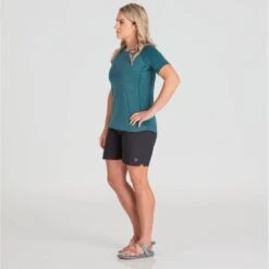 NRS Women's Silkweight Short-Sleeve Shirt -Outdoor Sports 10111 05 Mediterranea Model Front 090221 1000x1000