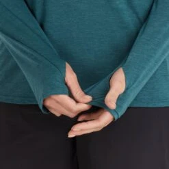 NRS Women's Silkweight Hoodie 35 NRS Women's Silkweight Hoodie -Outdoor Sports 10140 05 Mediterranea Model Detail 082121 1000x1000