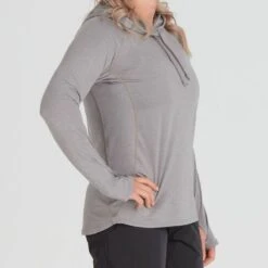 NRS Women's Silkweight Hoodie 28 NRS Women's Silkweight Hoodie -Outdoor Sports 10140 05 Sharkskin Model FrontCrop 090221 1000x1000