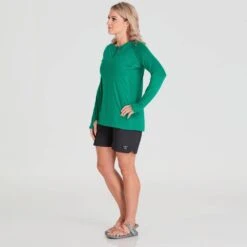 NRS Women's Silkweight Kosi Shirt 15 NRS Women's Silkweight Kosi Shirt -Outdoor Sports 10163 01 Jade Model Front 090221 1000x1000