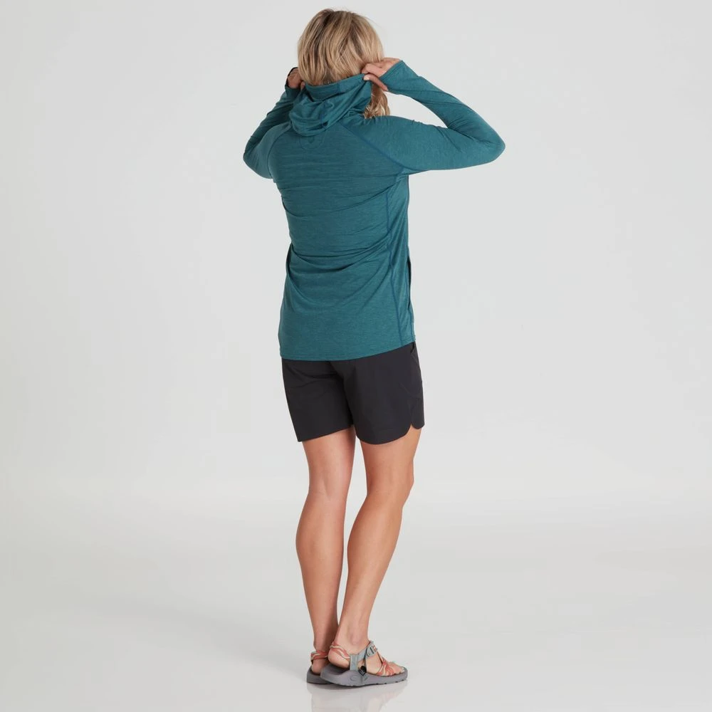 NRS Women's Silkweight Vesi Hoodie 7 NRS Women's Silkweight Vesi Hoodie - Image 5