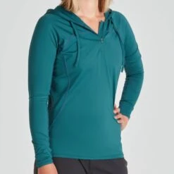 NRS Women's Ava Rashguard Hoodie -Outdoor Sports 10167 01 Mediterranea Model FrontCrop 080221 1000x1000
