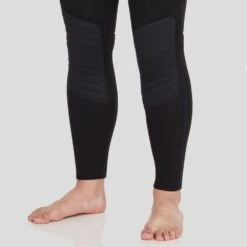 NRS 5mm Outfitter Bill Wetsuit 28 NRS 5mm Outfitter Bill Wetsuit -Outdoor Sports 17290 01 Gray Model Knees 113022 1000x1000