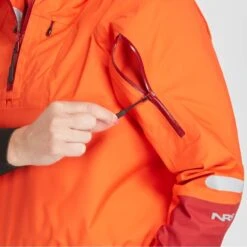 NRS Women's Riptide Splash Jacket -Outdoor Sports 20031 03 Poppy Model ArmZipper 070821 1000x1000