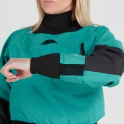 NRS Women's Flux Dry Top -Outdoor Sports 22516 06 Jade Model WristDrain 061722 1000x1000