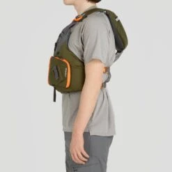 NRS Chinook Fishing PFD -Outdoor Sports 40009 05 Bark Model SideCrop 041522 1000x1000