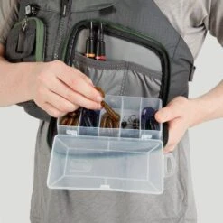 NRS Chinook Fishing PFD -Outdoor Sports 40009 05 Charcoal Model LeftPocket 041522 1000x1000