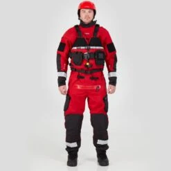 NRS Rapid Rescuer PFD -Outdoor Sports 40025 02 Red Model Front 111821 1000x1000