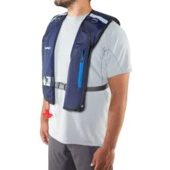 NRS Matik Inflatable PFD 25 NRS Matik Inflatable PFD -Outdoor Sports 40080 01 Navy Model Left 071818 1000x1000