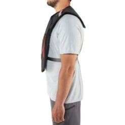 NRS Otto Matik Inflatable PFD 19 NRS Otto Matik Inflatable PFD -Outdoor Sports 40081 01 Black Model Side v2 071818 1000x1000