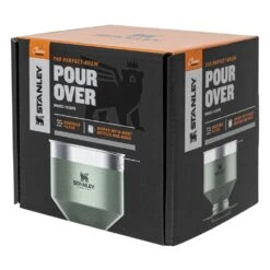 Stanley Classic Perfect-Brew Pour Over | NRS 7 Stanley Classic Perfect-Brew Pour Over | NRS -Outdoor Sports 71330 01 green na box 020521 1000x1000